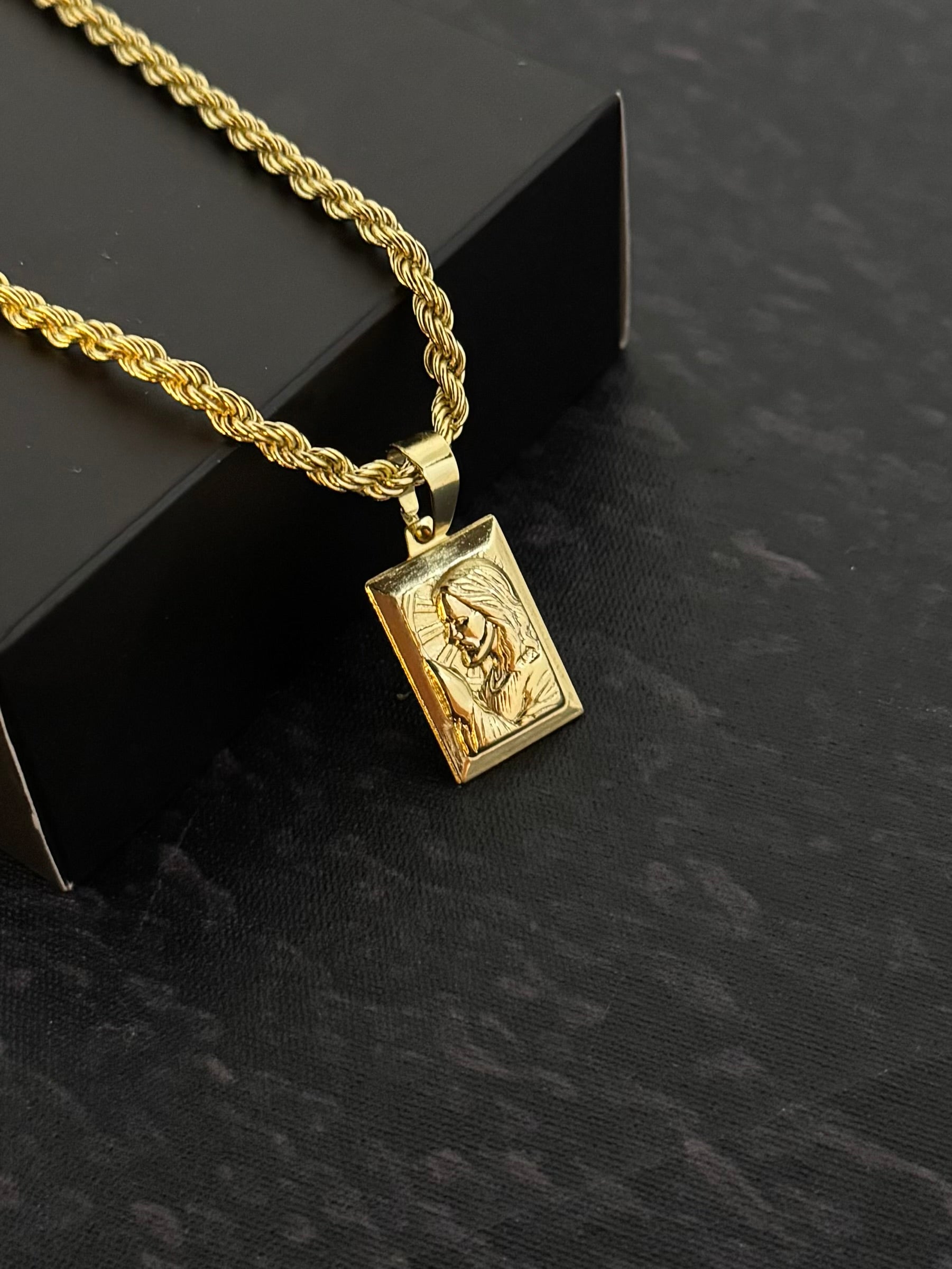 Pingente Placa Jesus (P)